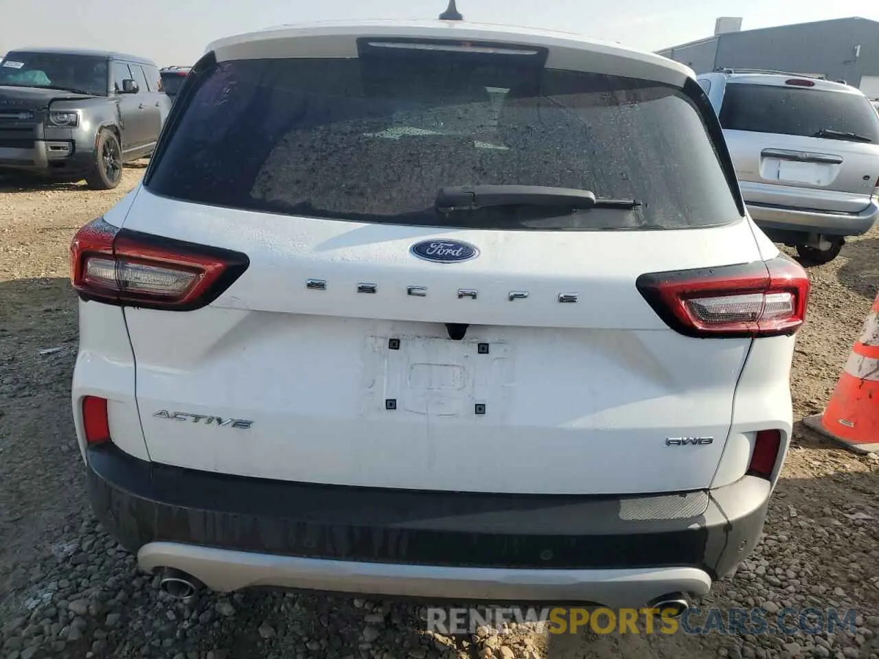 6 fotografías del automóvil dañado 1FMCU9GN0RUA77914 FORD ESCAPE ACT 2024