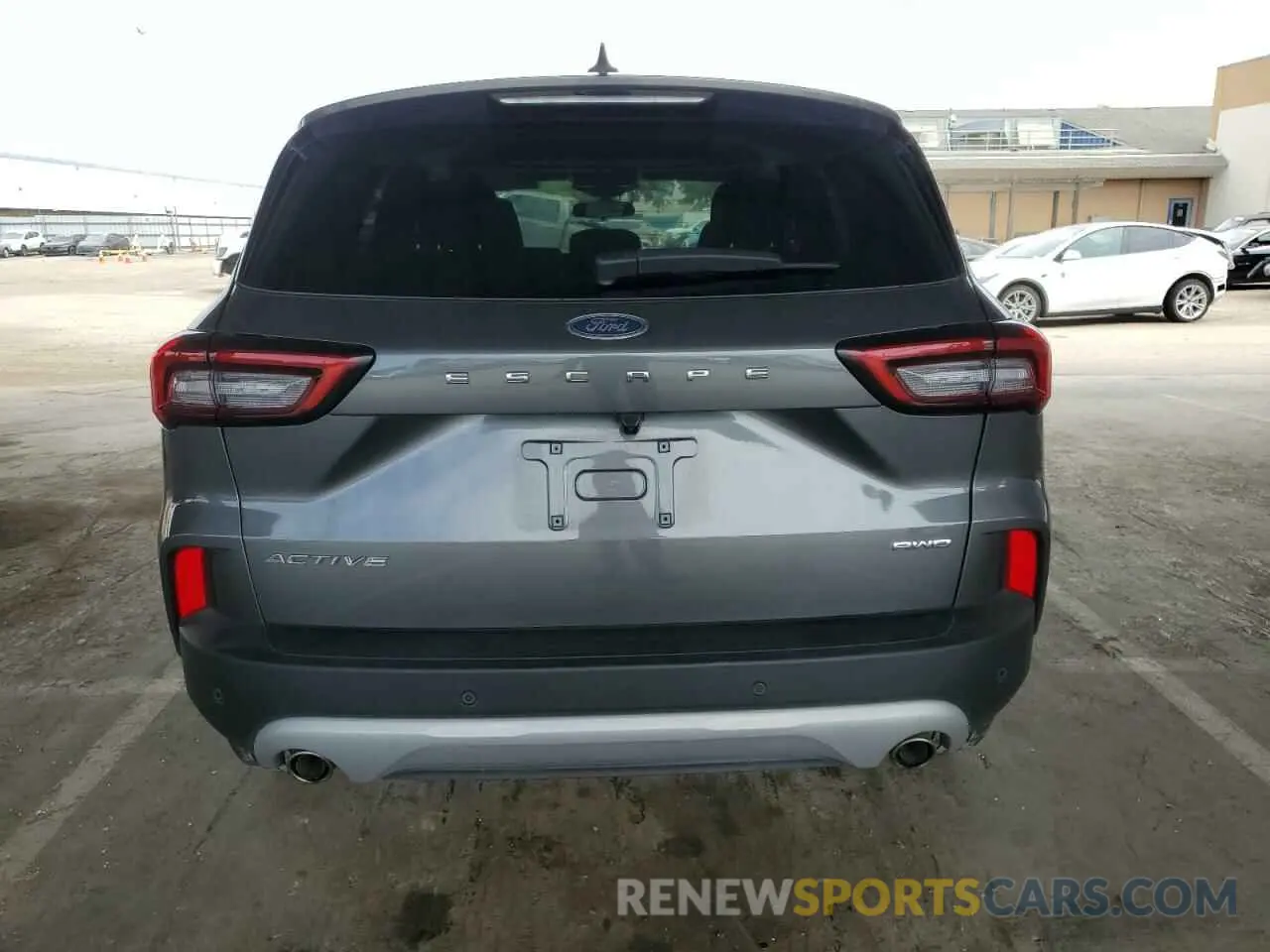 6 fotografías del automóvil dañado 1FMCU9GN3RUA26732 FORD ESCAPE ACT 2024