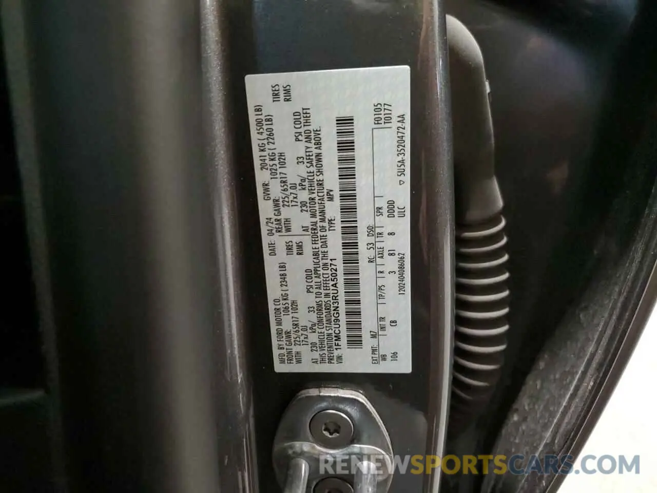 13 fotografías del automóvil dañado 1FMCU9GN3RUA50271 FORD ESCAPE ACT 2024