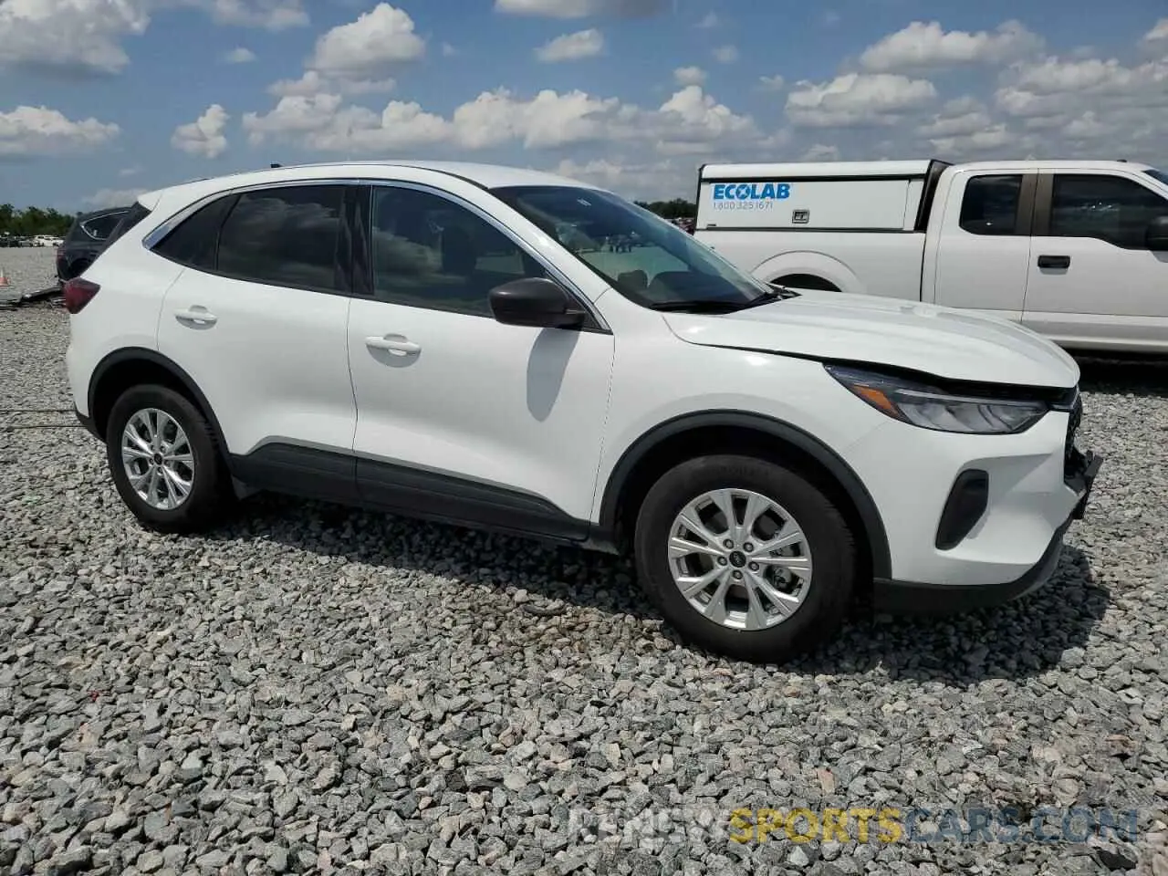 4 fotografías del automóvil dañado 1FMCU9GN3RUA99258 FORD ESCAPE ACT 2024