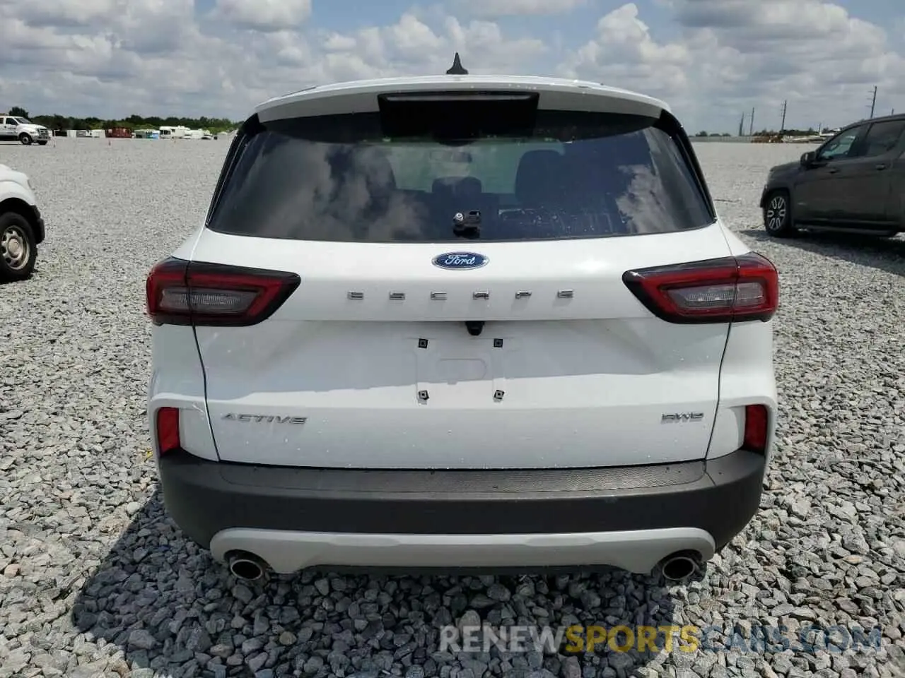 6 fotografías del automóvil dañado 1FMCU9GN3RUA99258 FORD ESCAPE ACT 2024