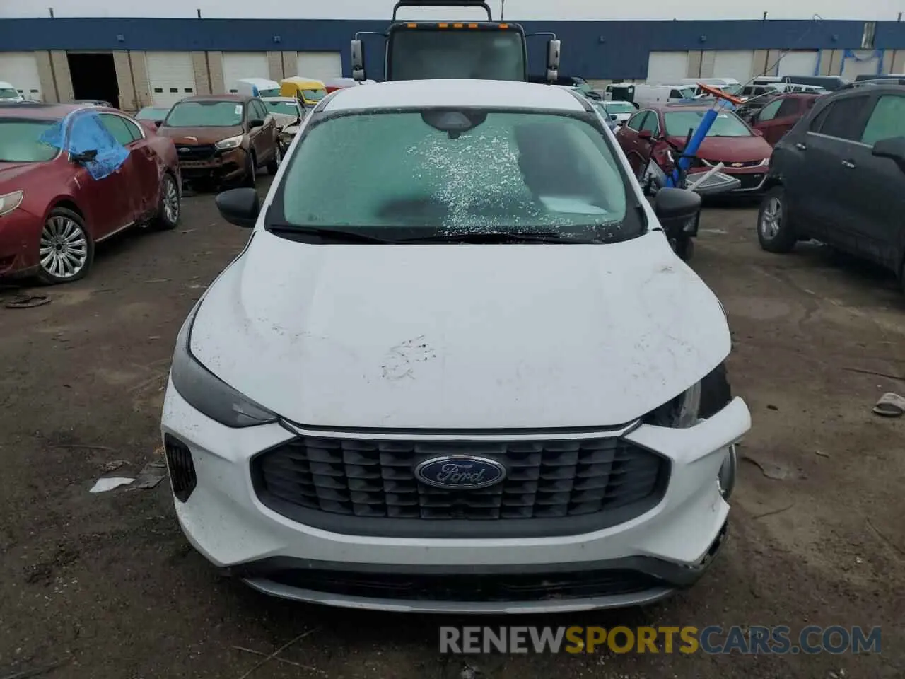 5 fotografías del automóvil dañado 1FMCU9GN8RUB26664 FORD ESCAPE ACT 2024