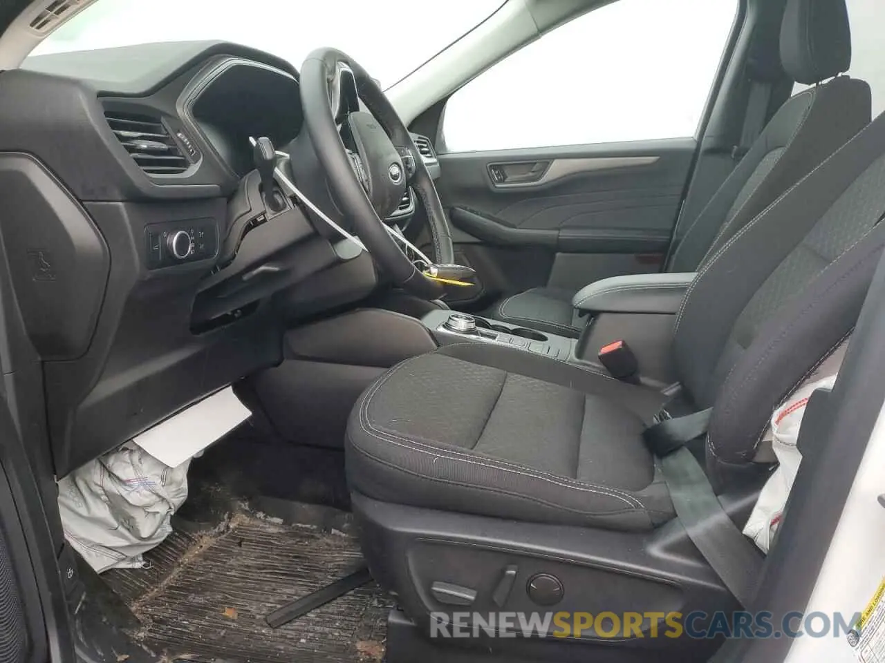 7 fotografías del automóvil dañado 1FMCU9GN8RUB26664 FORD ESCAPE ACT 2024