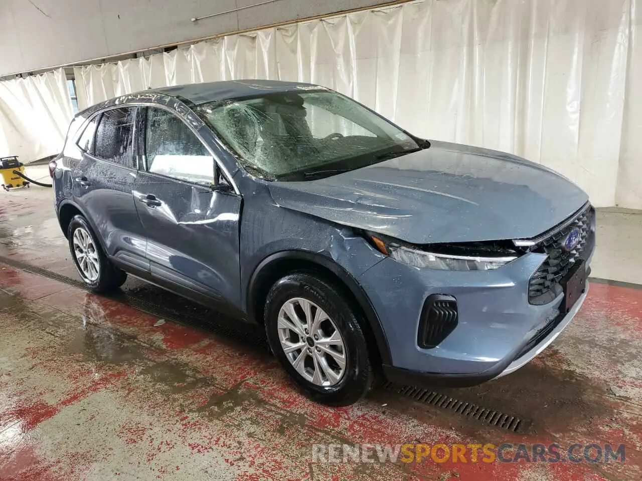 4 fotografías del automóvil dañado 1FMCU9GNXRUB00311 FORD ESCAPE ACT 2024