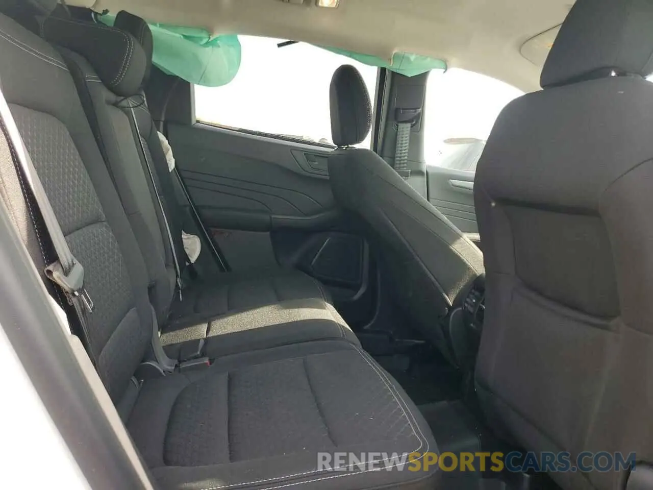 11 fotografías del automóvil dañado 1FMCU0GN3SUA56556 FORD ESCAPE ACT 2025