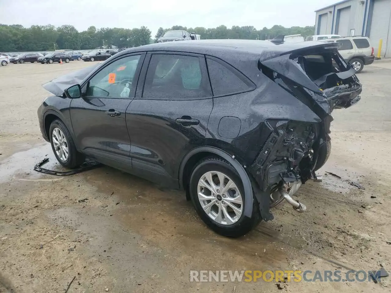 2 fotografías del automóvil dañado 1FMCU0GNXSUA63990 FORD ESCAPE ACT 2025