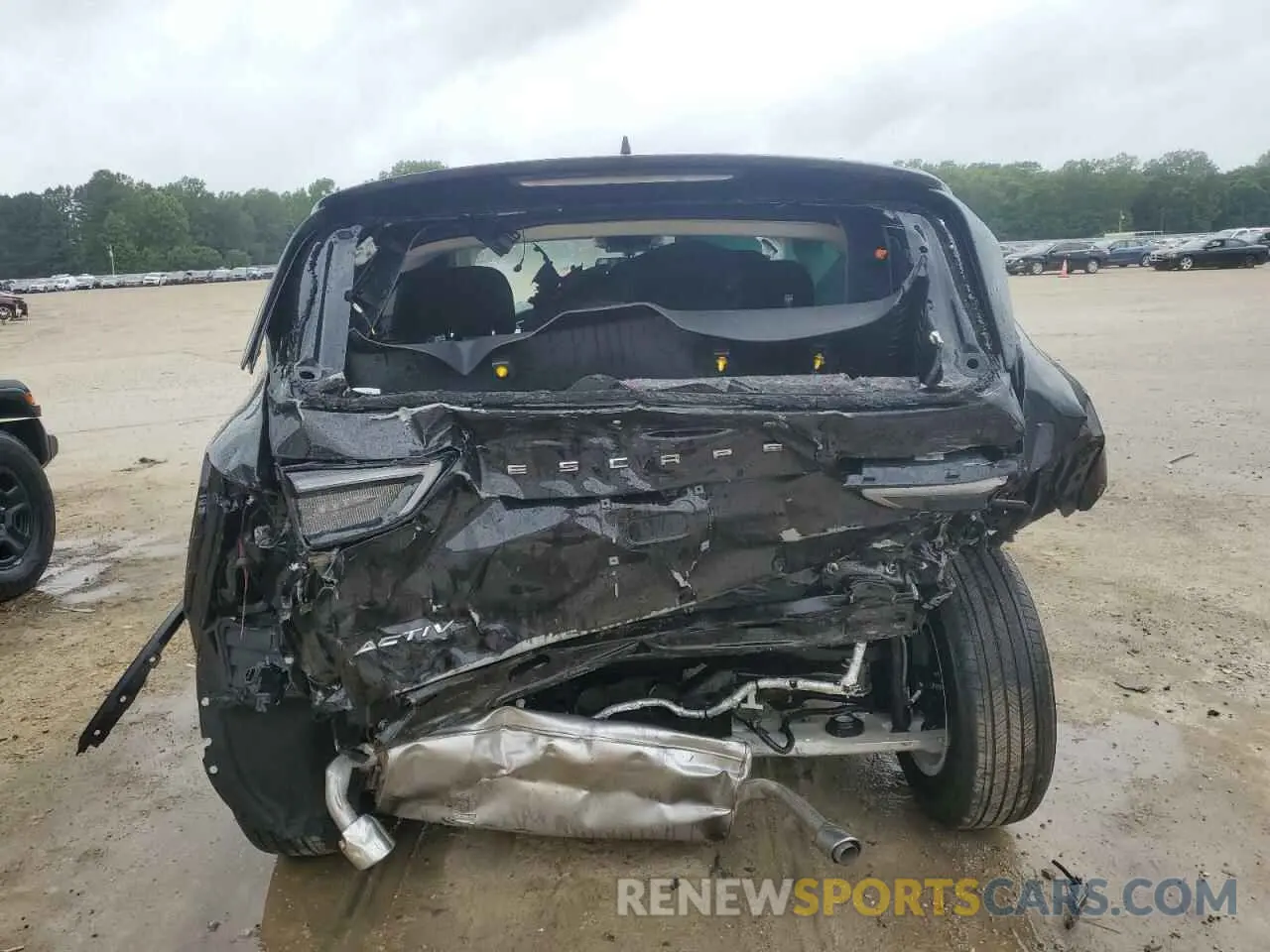 6 fotografías del automóvil dañado 1FMCU0GNXSUA63990 FORD ESCAPE ACT 2025