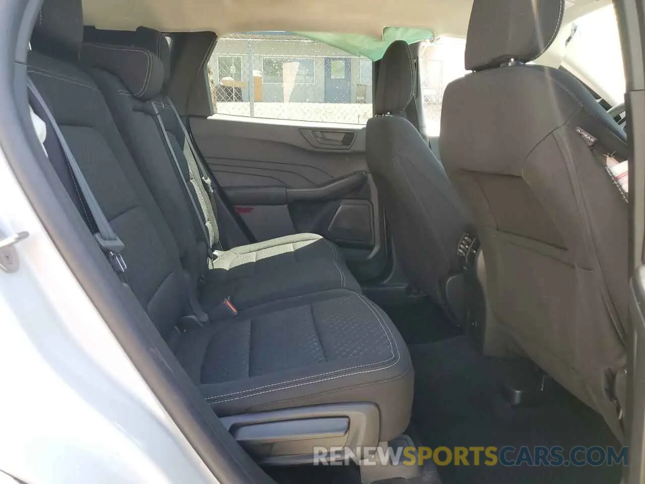11 fotografías del automóvil dañado 1FMCU9GN3SUA57260 FORD ESCAPE ACT 2025