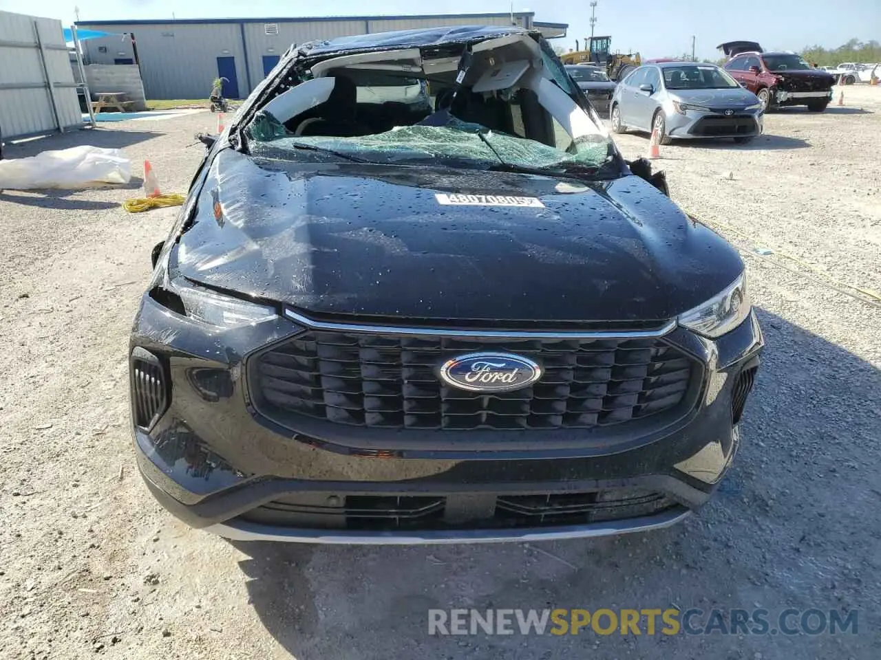 5 fotografías del automóvil dañado 1FMCU9GN5SUA59060 FORD ESCAPE ACT 2025