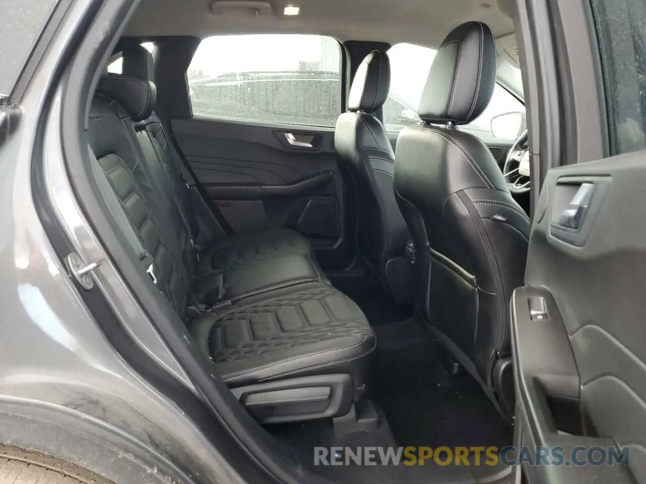 11 fotografías del automóvil dañado 1FMCU9JA0PUA62641 FORD ESCAPE PLA 2023
