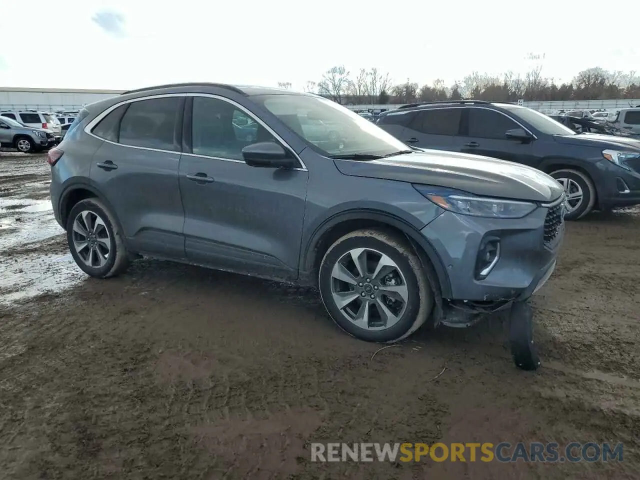 4 fotografías del automóvil dañado 1FMCU9JA0PUA62641 FORD ESCAPE PLA 2023
