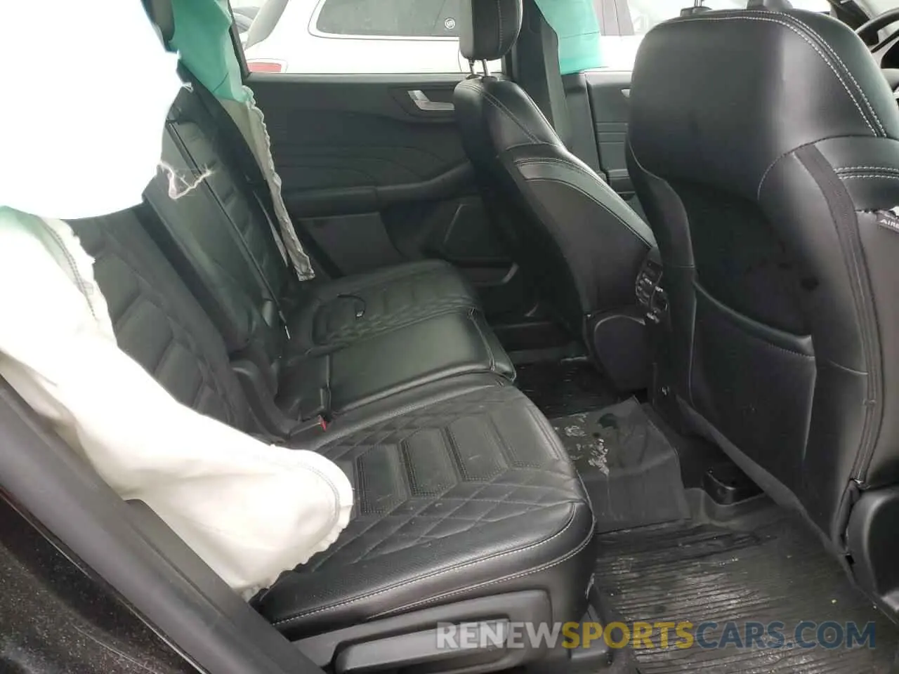 11 fotografías del automóvil dañado 1FMCU9JA4PUA02216 FORD ESCAPE PLA 2023