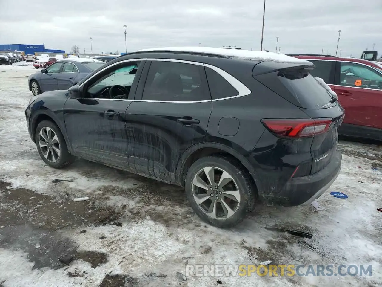 2 fotografías del automóvil dañado 1FMCU9JA4PUA02216 FORD ESCAPE PLA 2023