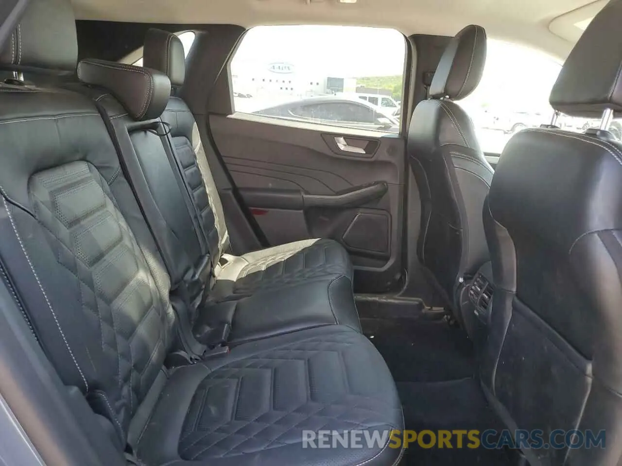 11 fotografías del automóvil dañado 1FMCU9JZ4PUA40132 FORD ESCAPE PLA 2023