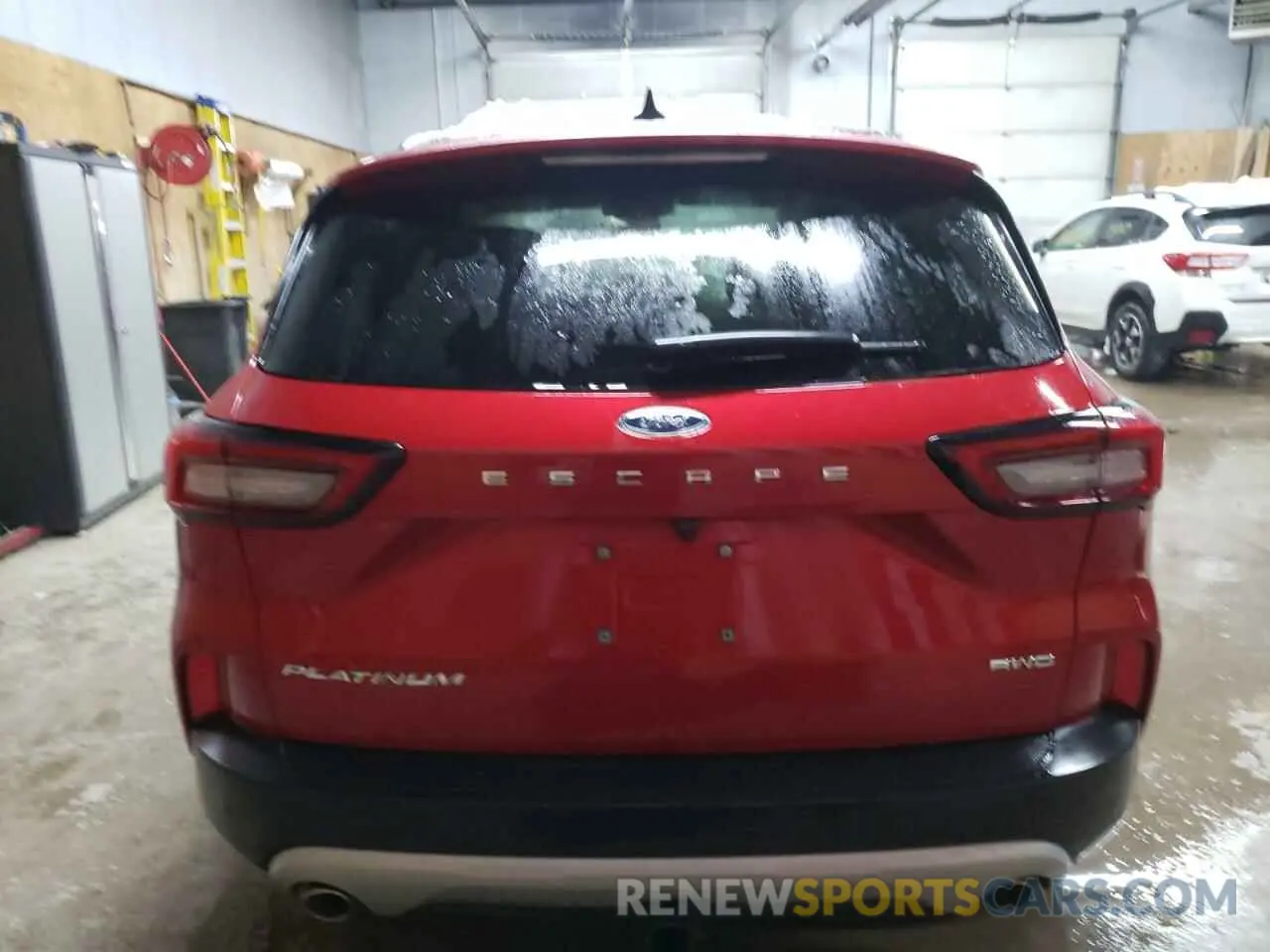 6 fotografías del automóvil dañado 1FMCU9JA0RUB33873 FORD ESCAPE PLA 2024