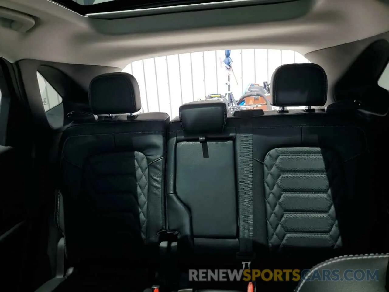 10 fotografías del automóvil dañado 1FMCU9JAXRUB30298 FORD ESCAPE PLA 2024