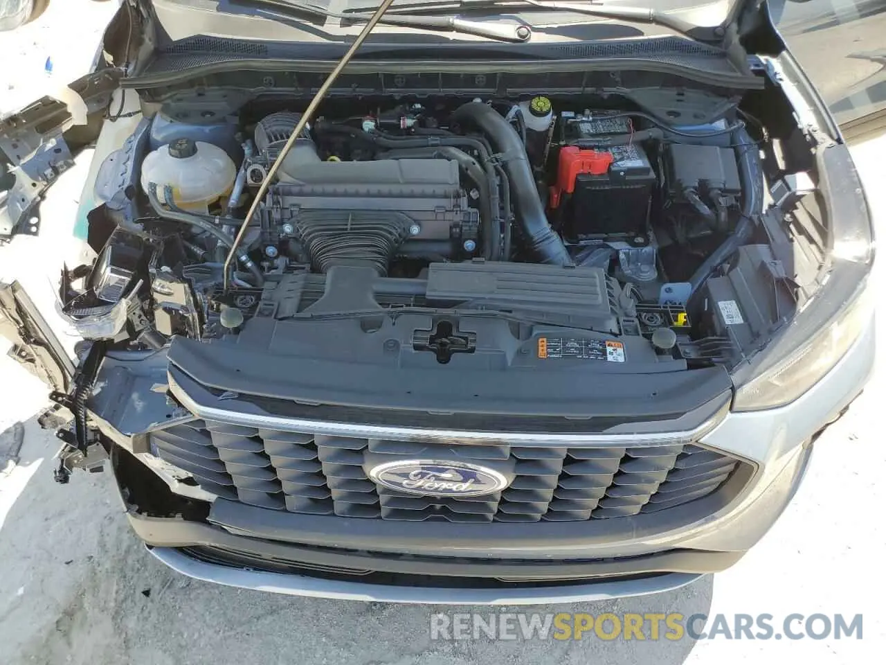 12 fotografías del automóvil dañado 1FMCU9JA6SUA06003 FORD ESCAPE PLA 2025