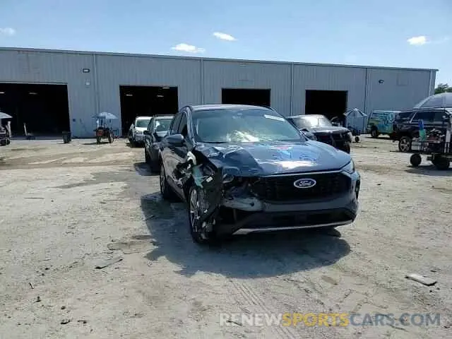 14 fotografías del automóvil dañado 1FMCU9JA6SUA06003 FORD ESCAPE PLA 2025