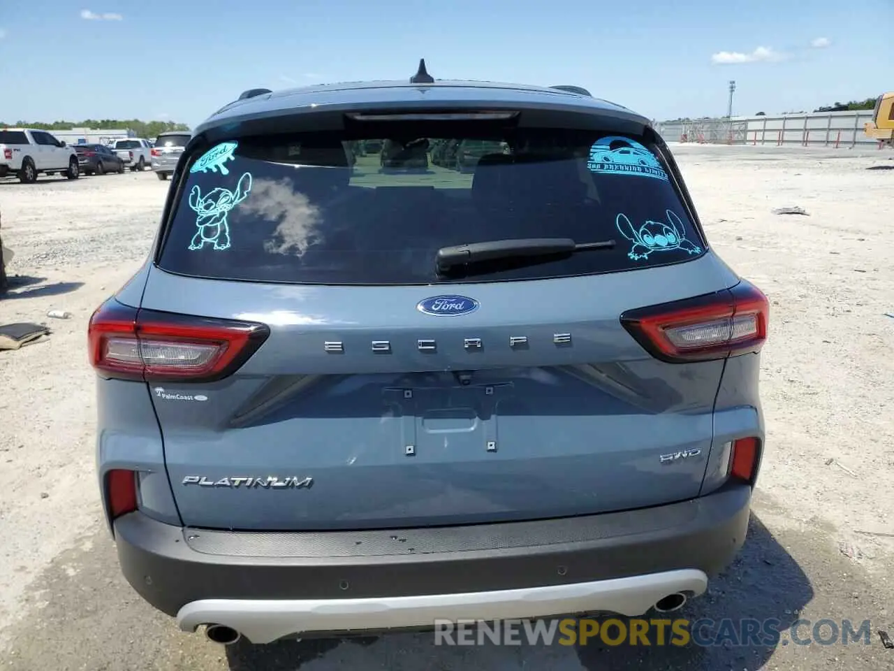 6 fotografías del automóvil dañado 1FMCU9JA6SUA06003 FORD ESCAPE PLA 2025
