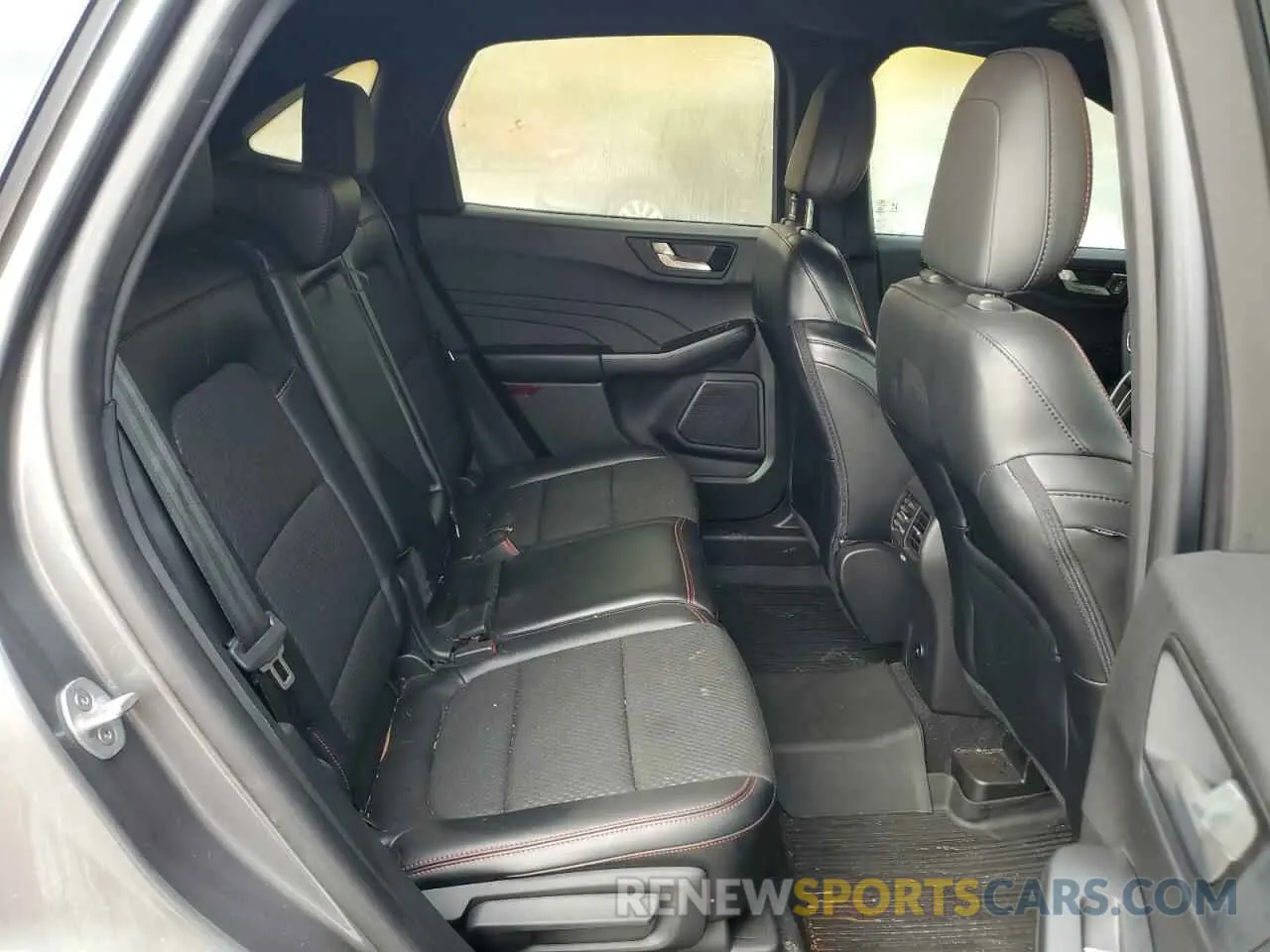 11 fotografías del automóvil dañado 1FMCU0MN0PUA85458 FORD ESCAPE ST 2023