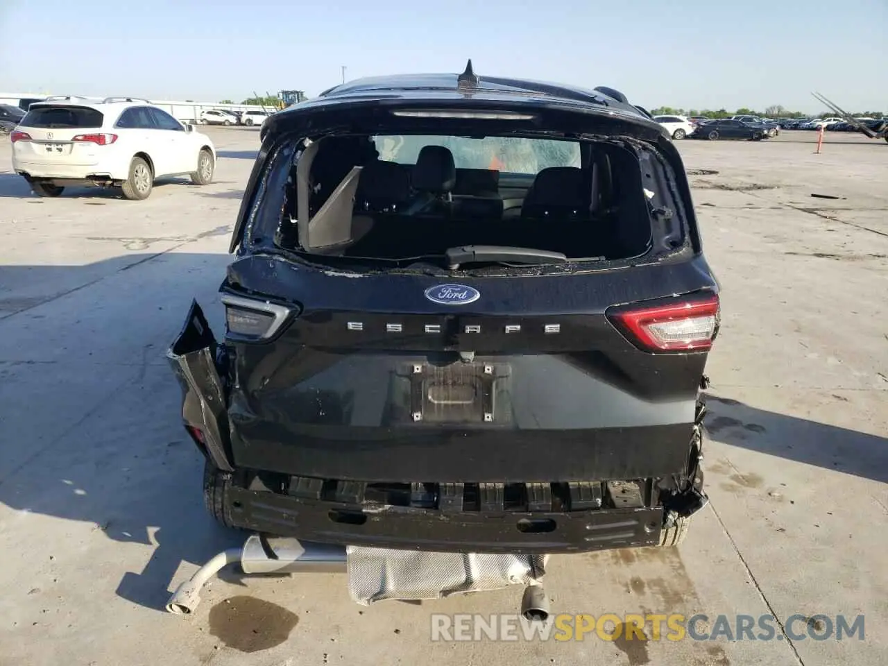6 fotografías del automóvil dañado 1FMCU0MN1PUA87073 FORD ESCAPE ST 2023