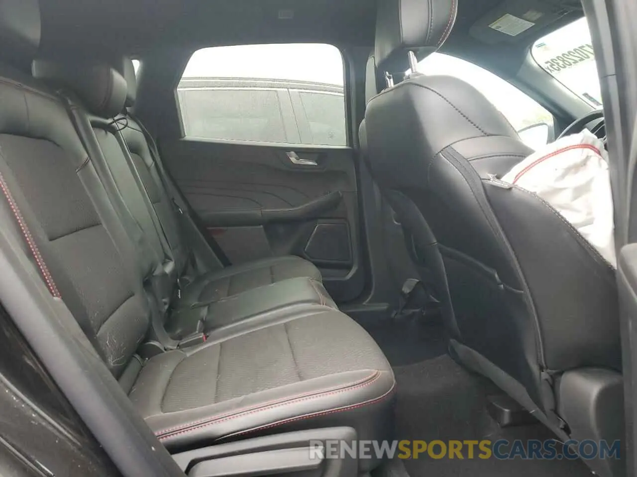 11 fotografías del automóvil dañado 1FMCU0MN6PUA23790 FORD ESCAPE ST 2023