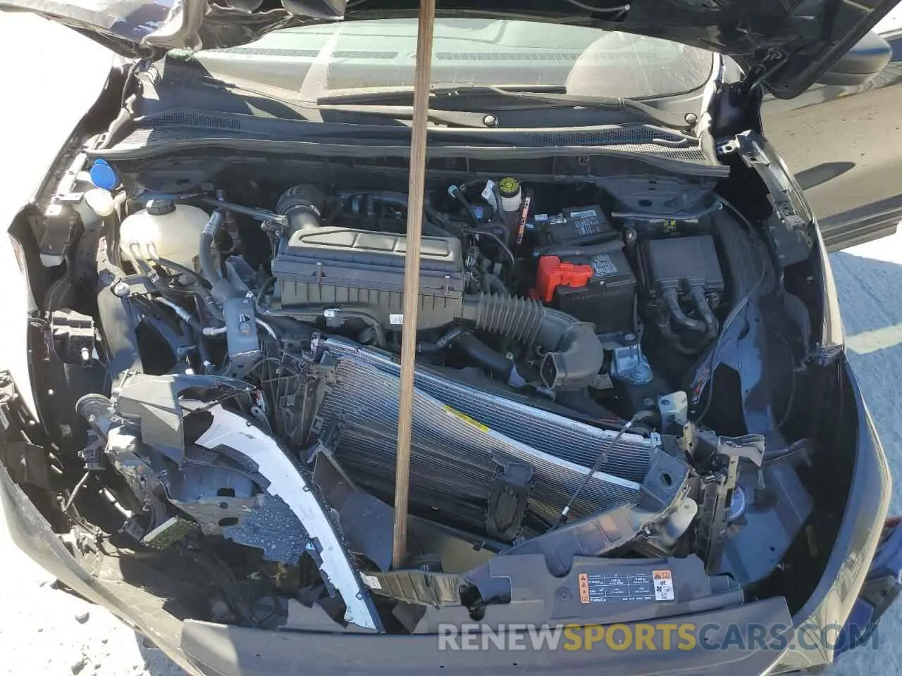 12 fotografías del automóvil dañado 1FMCU0MN6PUA23790 FORD ESCAPE ST 2023