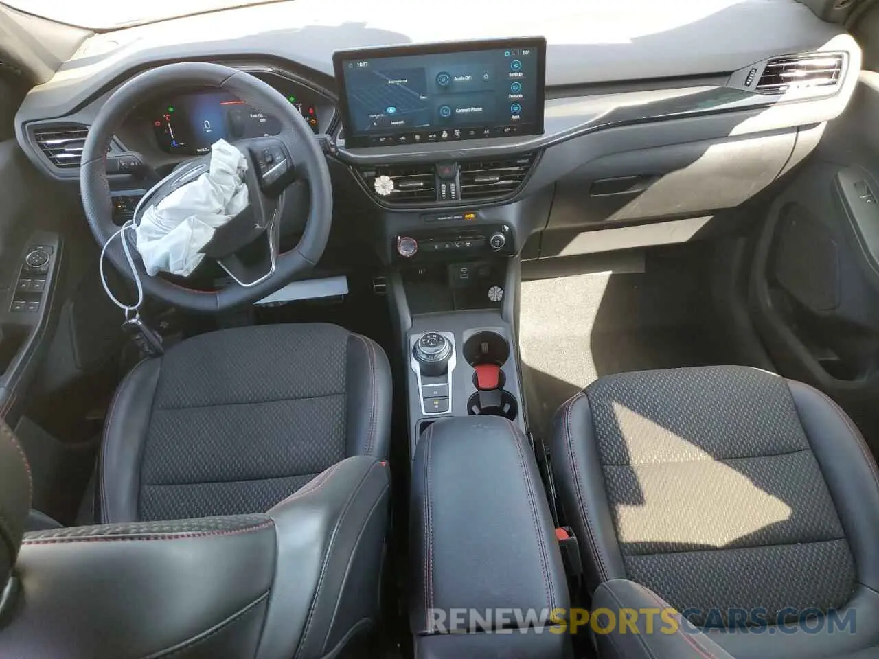 8 fotografías del automóvil dañado 1FMCU0MN6PUA23790 FORD ESCAPE ST 2023