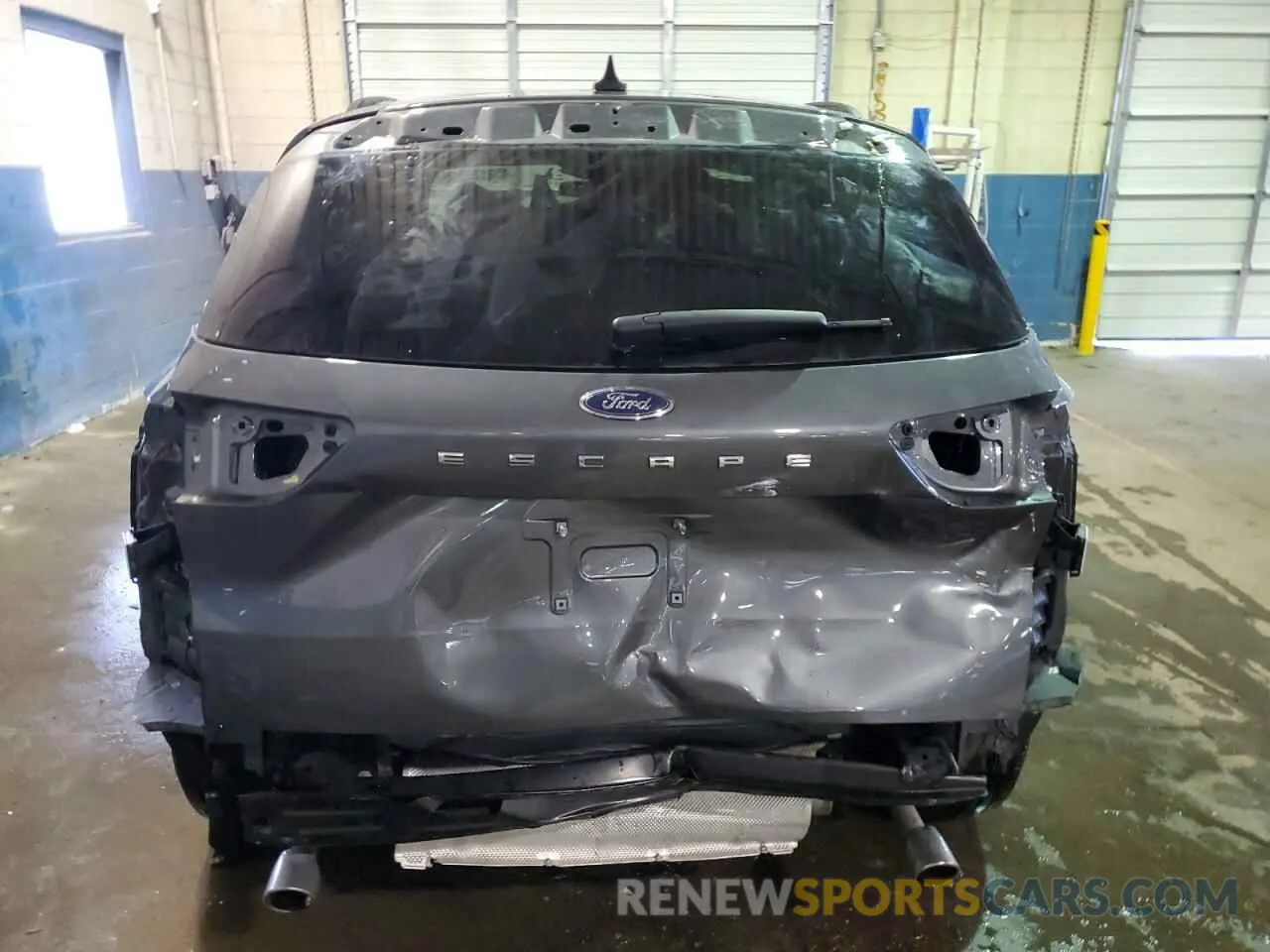 6 fotografías del automóvil dañado 1FMCU0MN7PUA05864 FORD ESCAPE ST 2023