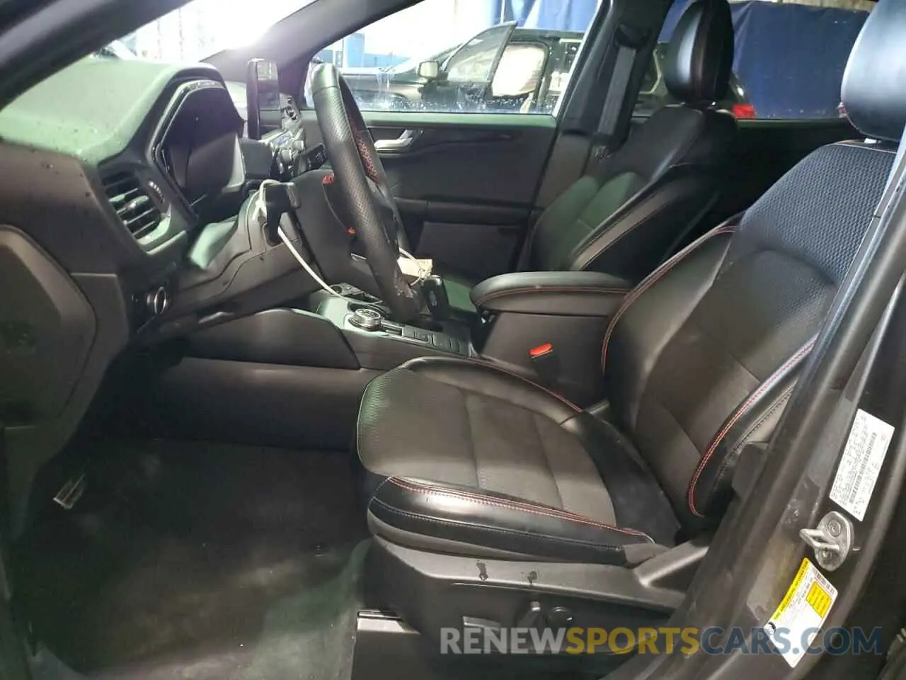 7 fotografías del automóvil dañado 1FMCU0MN7PUA05864 FORD ESCAPE ST 2023