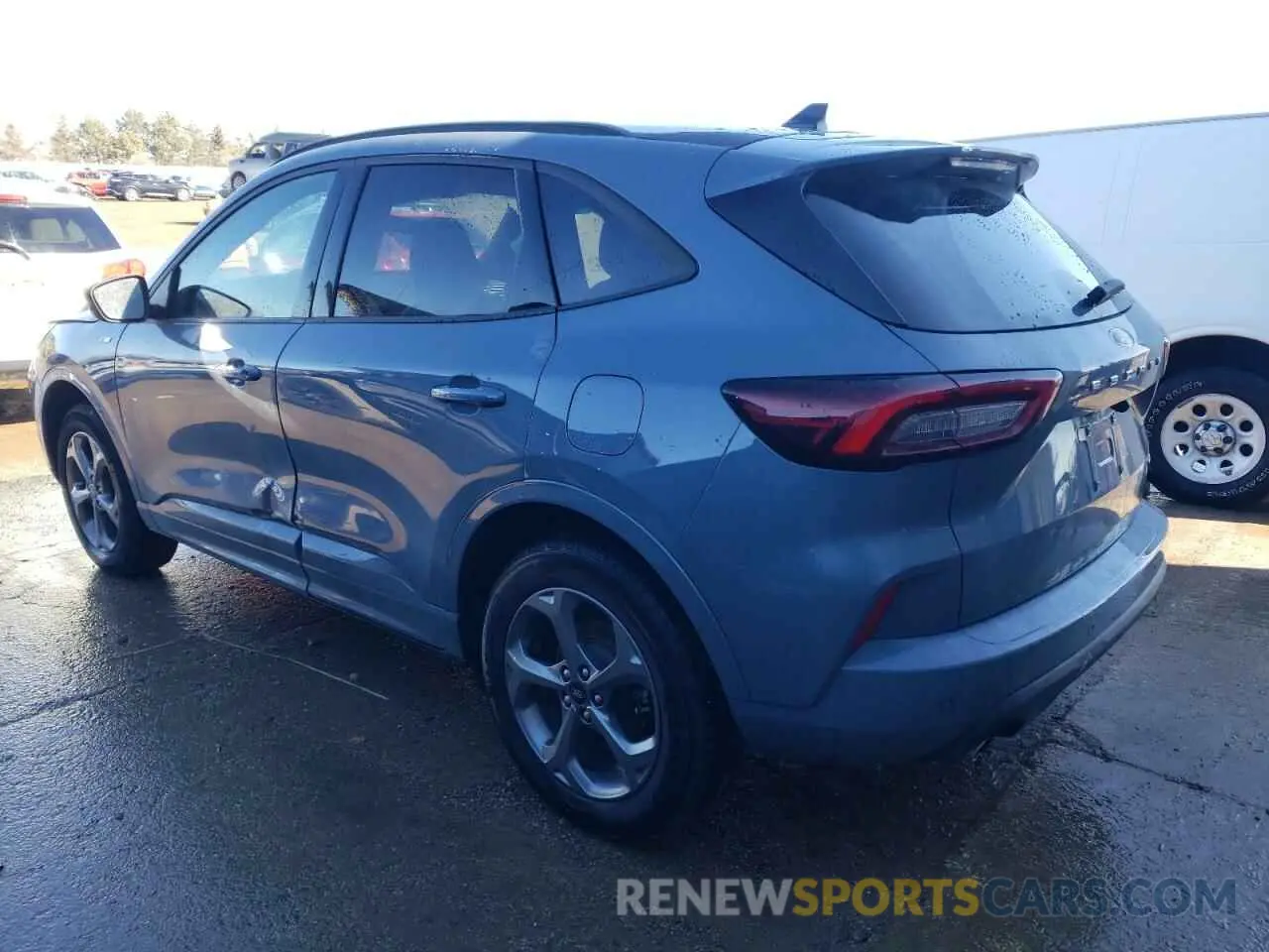 2 fotografías del automóvil dañado 1FMCU9MN0PUA46406 FORD ESCAPE ST 2023