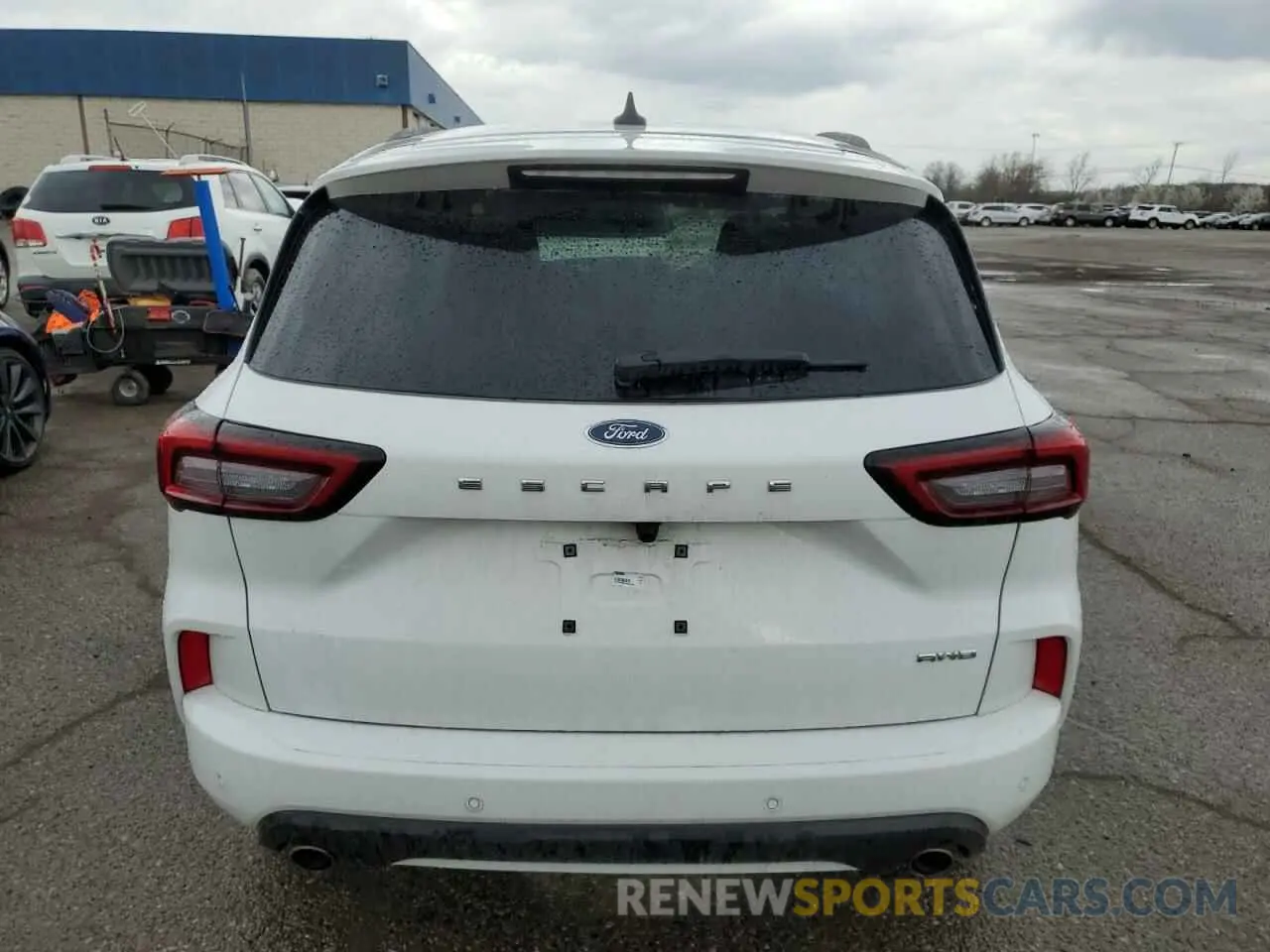 6 fotografías del automóvil dañado 1FMCU9MN4PUB09863 FORD ESCAPE ST 2023