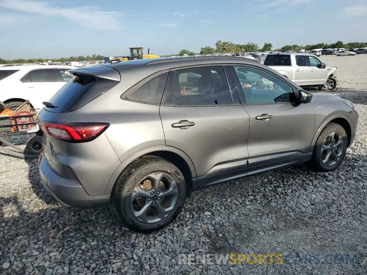 3 fotografías del automóvil dañado 1FMCU9MN6PUA17475 FORD ESCAPE ST 2023