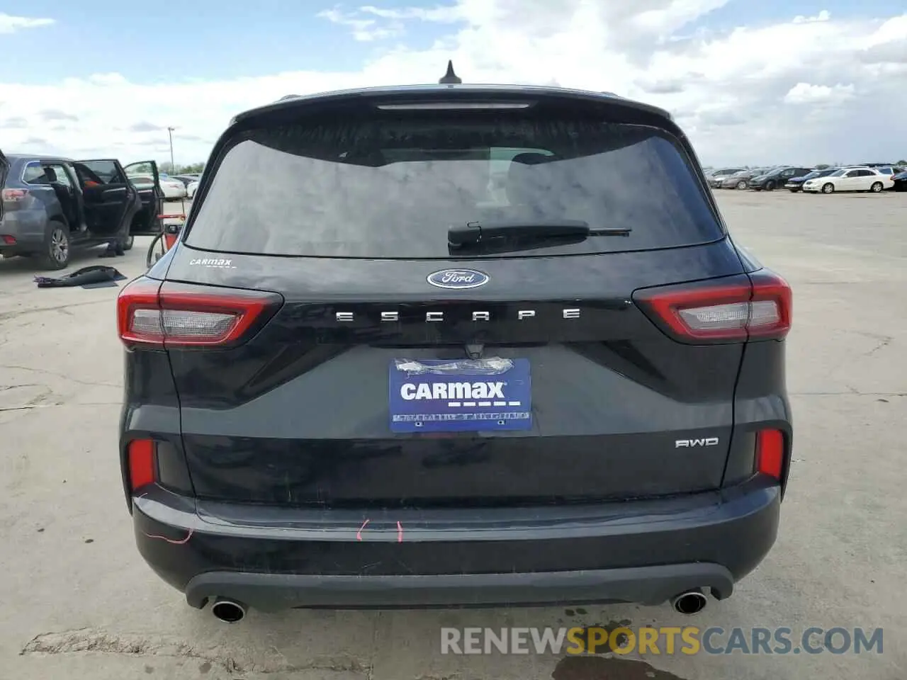 6 fotografías del automóvil dañado 1FMCU9MN6PUA33689 FORD ESCAPE ST 2023