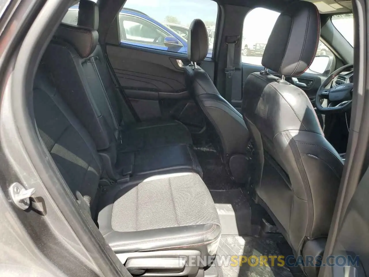 10 fotografías del automóvil dañado 1FMCU9MN6PUA97960 FORD ESCAPE ST 2023
