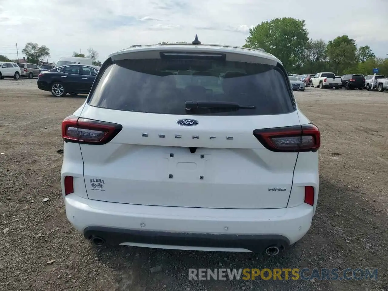 6 fotografías del automóvil dañado 1FMCU9MN7PUB02812 FORD ESCAPE ST 2023