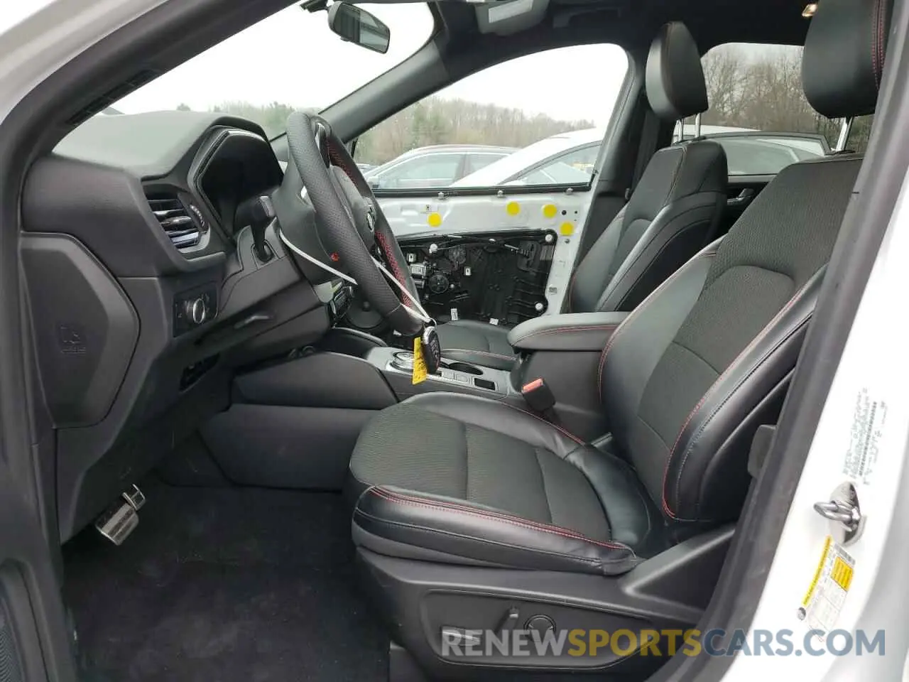 7 fotografías del automóvil dañado 1FMCU9MNXPUA72107 FORD ESCAPE ST 2023