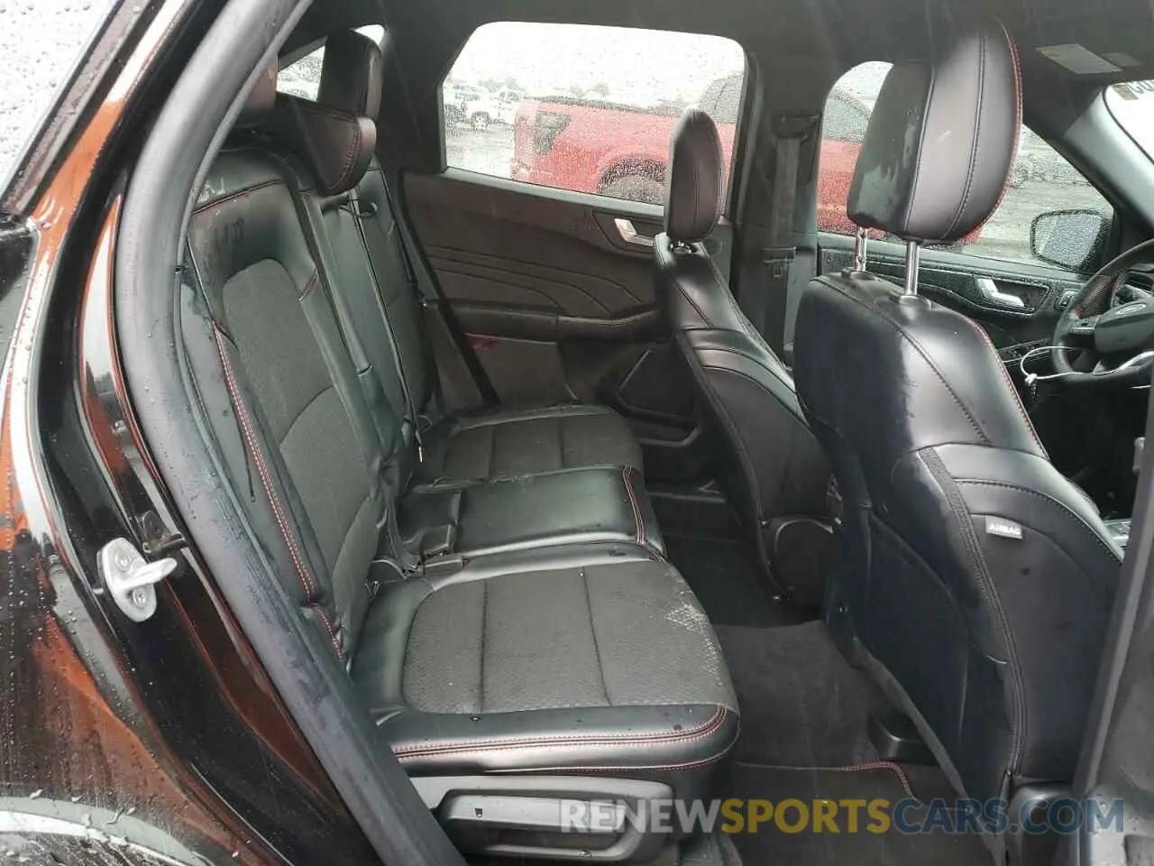 10 fotografías del automóvil dañado 1FMCU9NA6PUB09892 FORD ESCAPE ST 2023