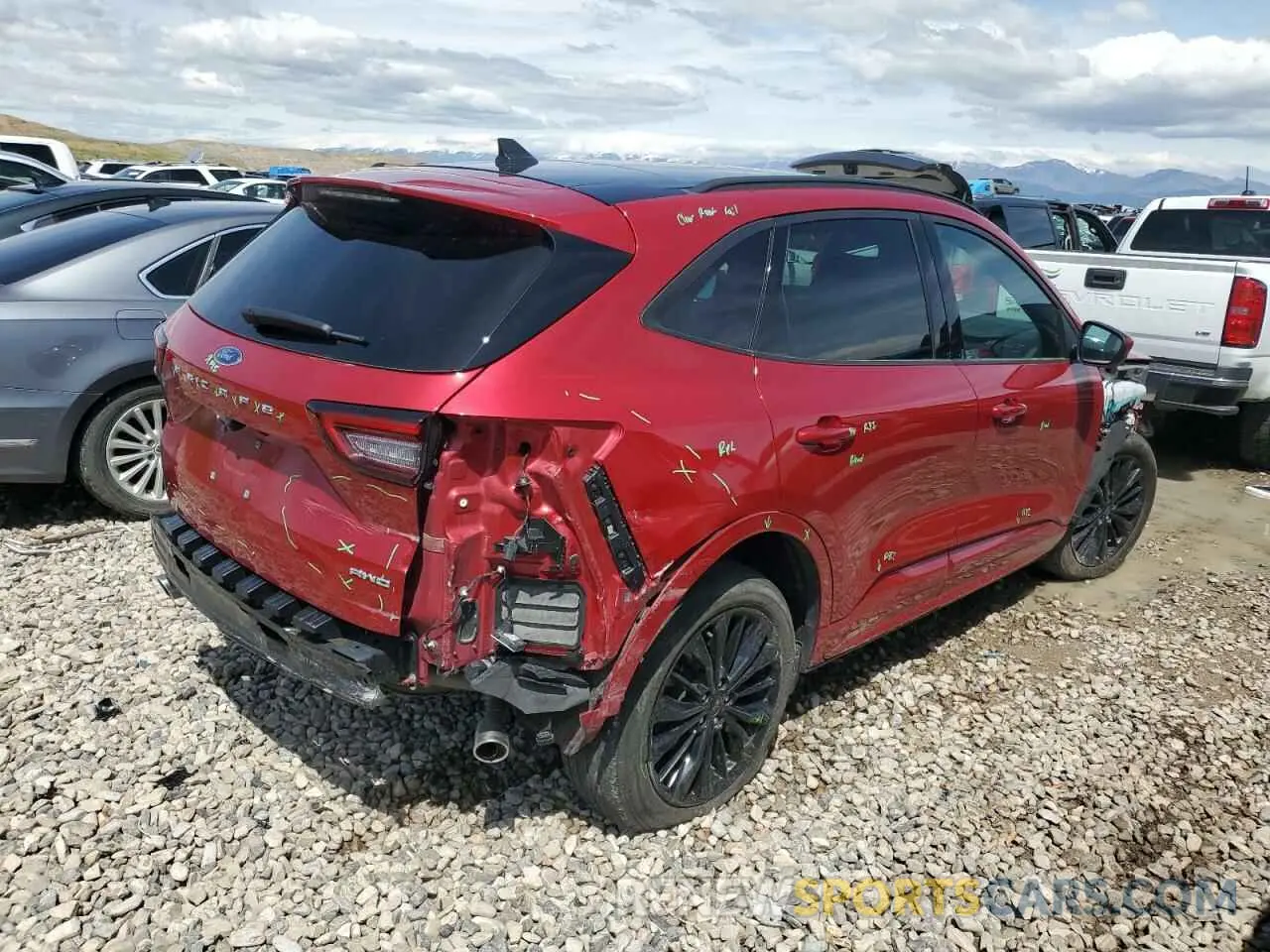 3 fotografías del automóvil dañado 1FMCU9PA2PUA66407 FORD ESCAPE ST 2023