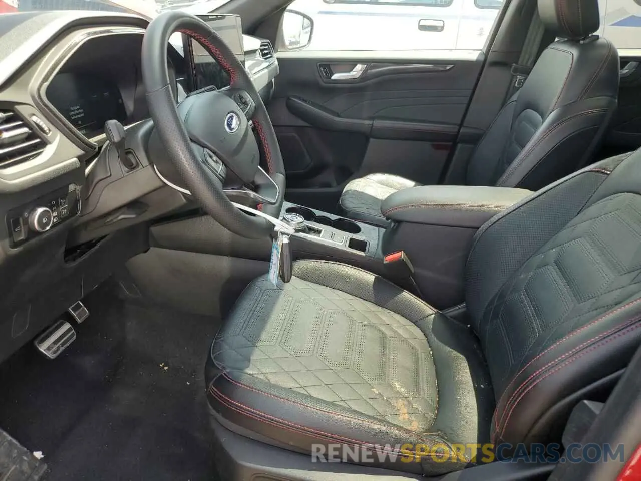 7 fotografías del automóvil dañado 1FMCU9PA2PUA66407 FORD ESCAPE ST 2023