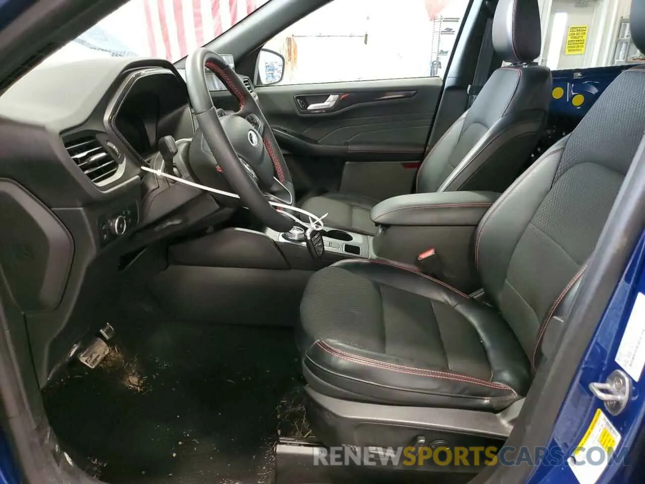 7 fotografías del automóvil dañado 1FMCU9PZ8PUB34344 FORD ESCAPE ST 2023