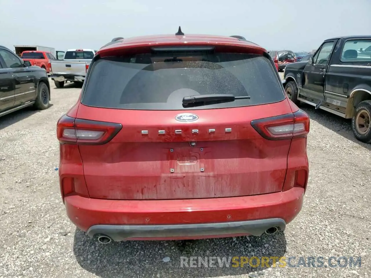 6 fotografías del automóvil dañado 1FMCU0MN2RUA97761 FORD ESCAPE ST 2024