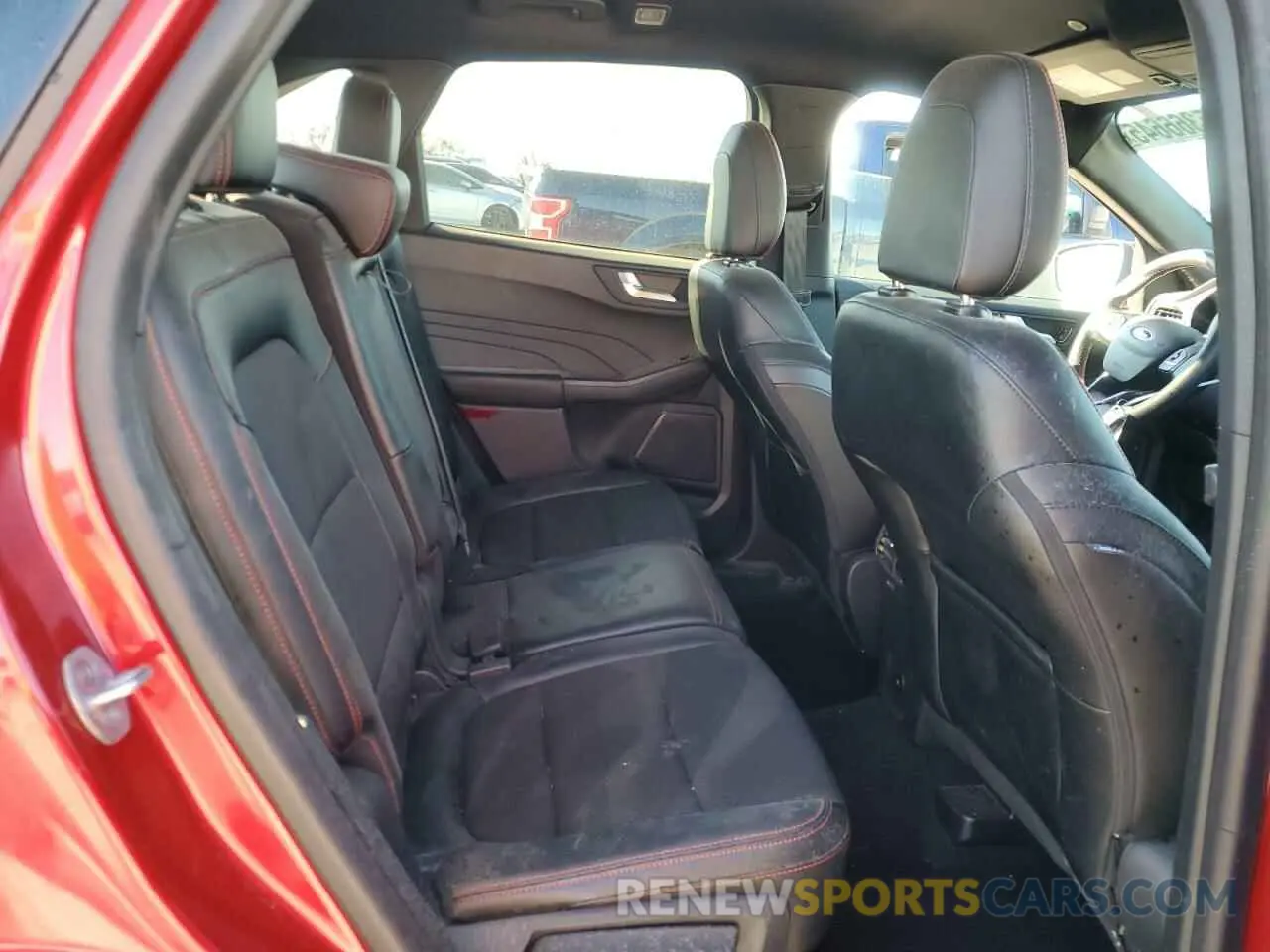 11 fotografías del automóvil dañado 1FMCU0MN3RUA28349 FORD ESCAPE ST 2024