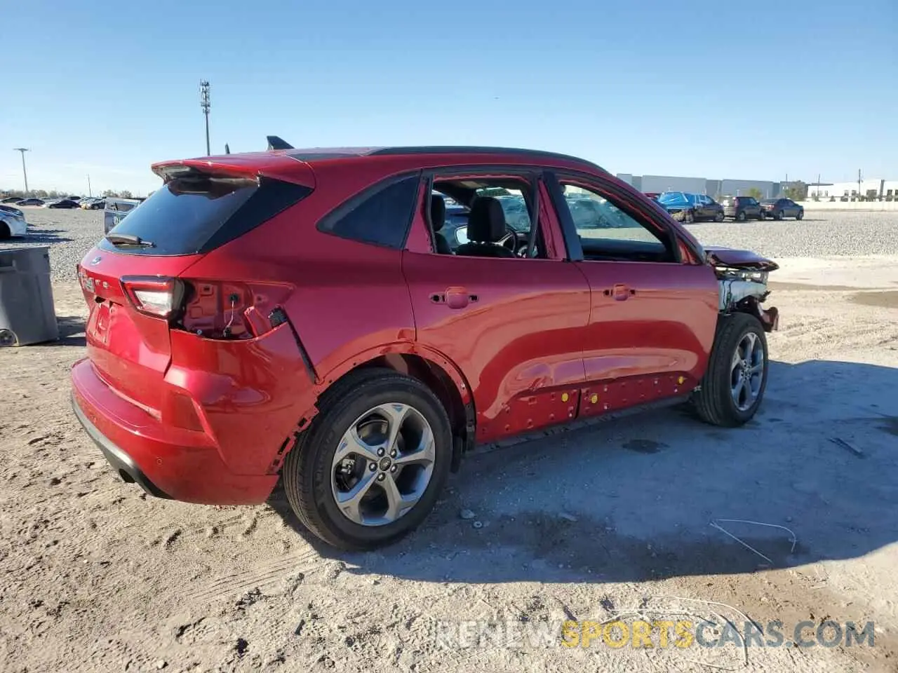 3 fotografías del automóvil dañado 1FMCU0MN3RUA28349 FORD ESCAPE ST 2024