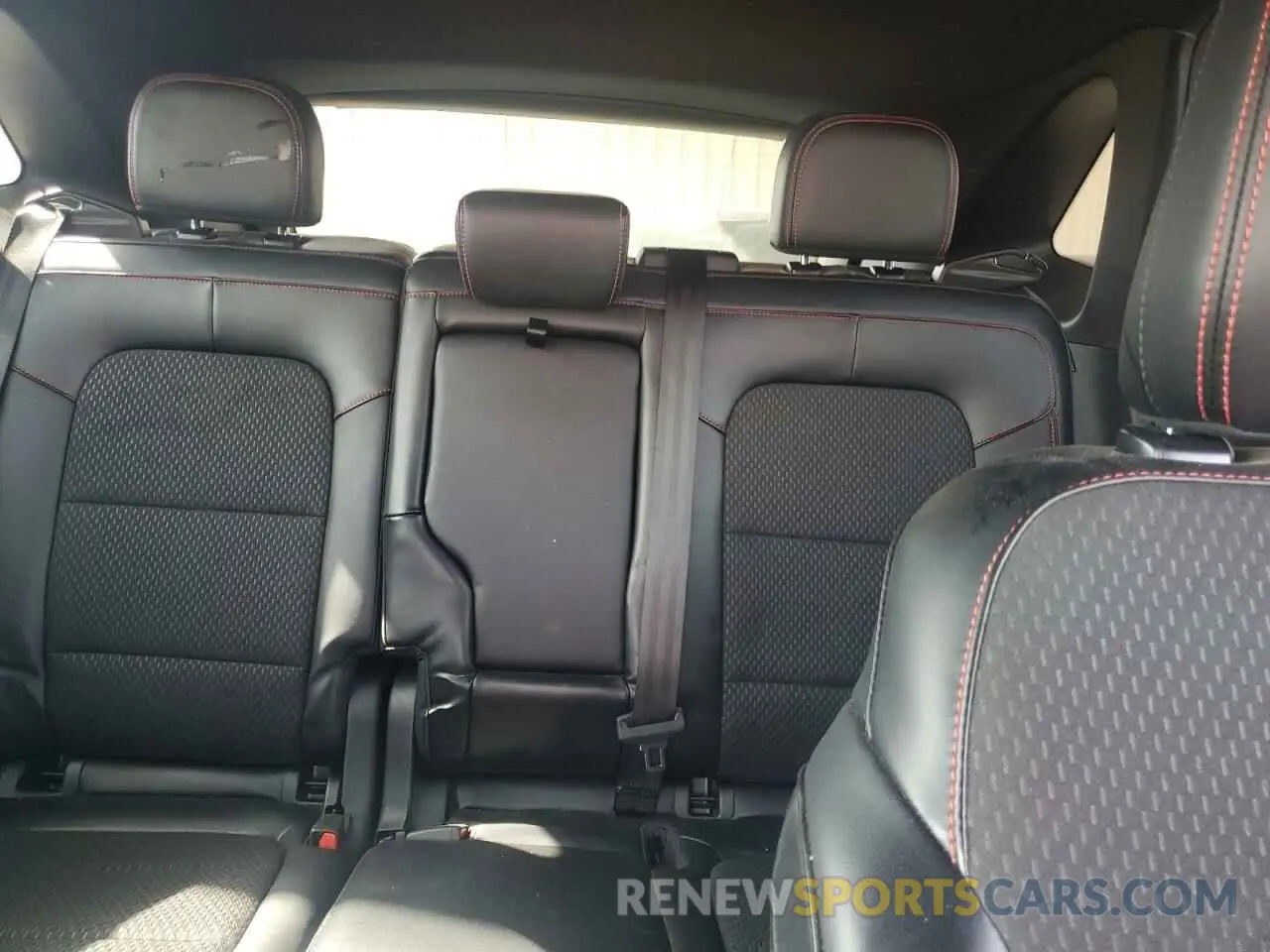 10 fotografías del automóvil dañado 1FMCU0MN4RUA41823 FORD ESCAPE ST 2024