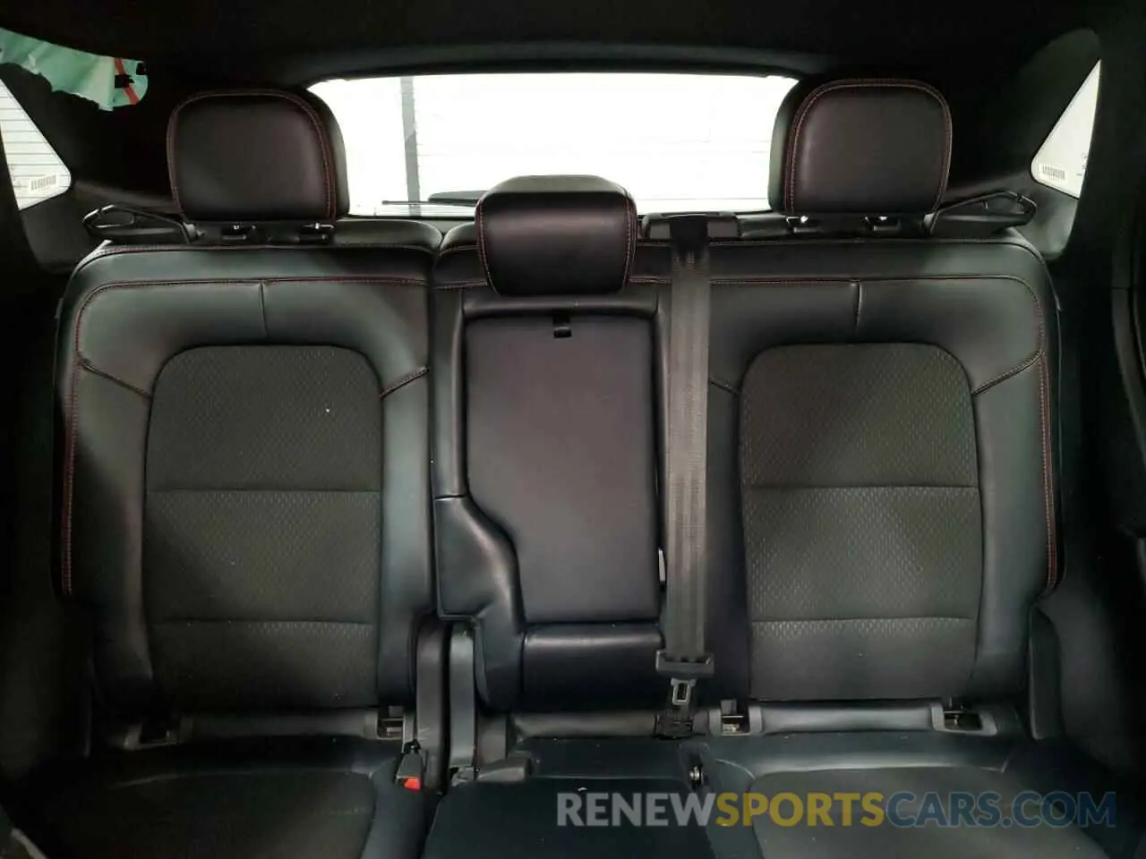 10 fotografías del automóvil dañado 1FMCU0MN4RUA44799 FORD ESCAPE ST 2024