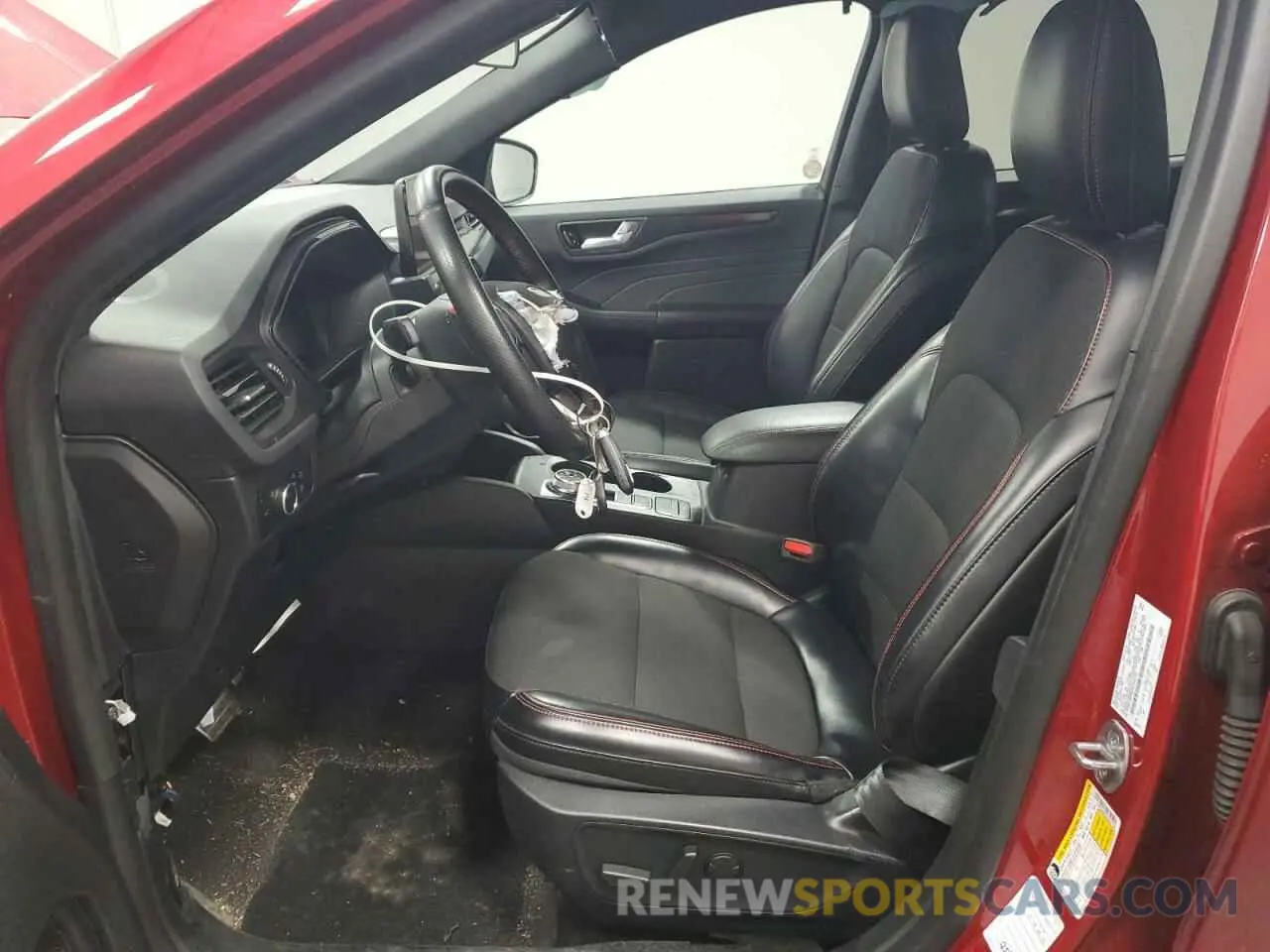7 fotografías del automóvil dañado 1FMCU0MN4RUA44799 FORD ESCAPE ST 2024