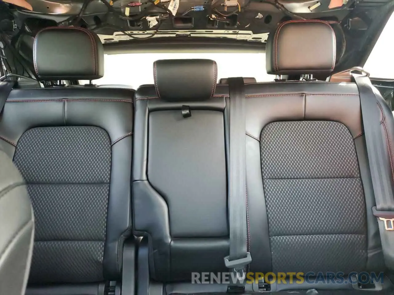 10 fotografías del automóvil dañado 1FMCU0MN5RUA47999 FORD ESCAPE ST 2024