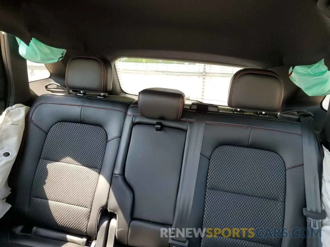10 fotografías del automóvil dañado 1FMCU0MN7RUB11816 FORD ESCAPE ST 2024