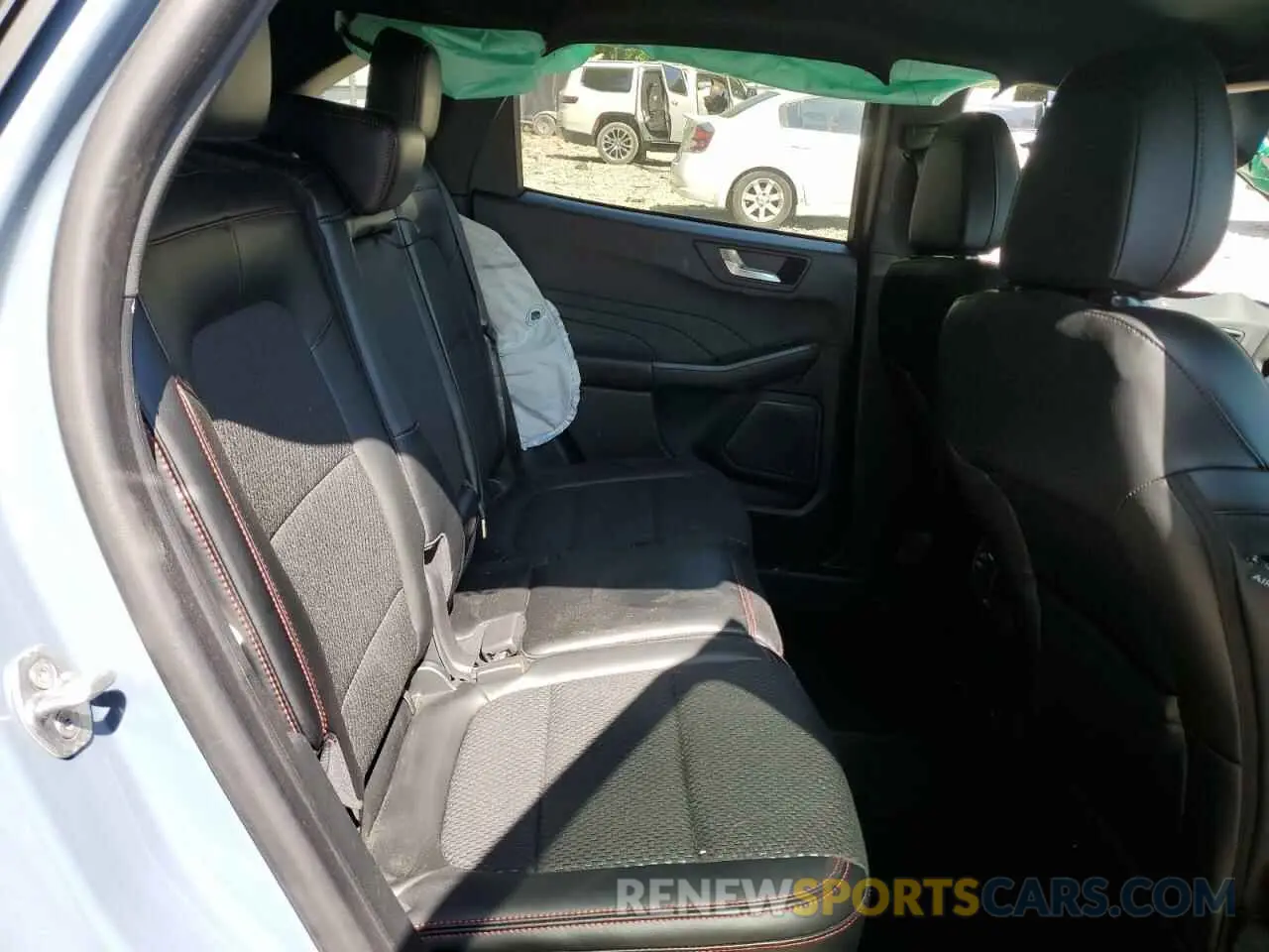 11 fotografías del automóvil dañado 1FMCU0MN7RUB11816 FORD ESCAPE ST 2024